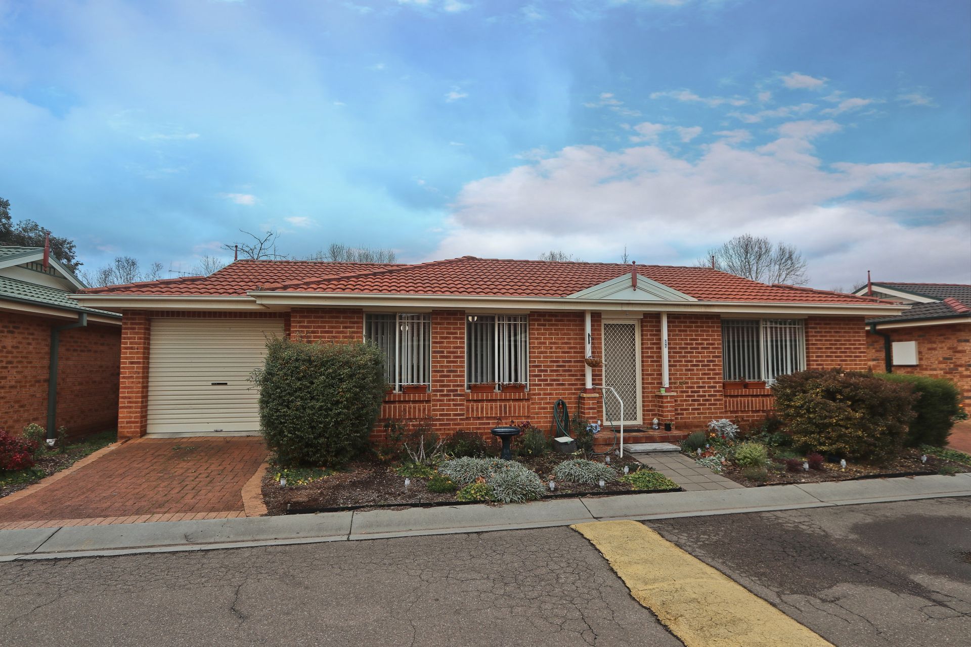 17/28 Lagoon Street, Goulburn Goulburn First National Real Estate