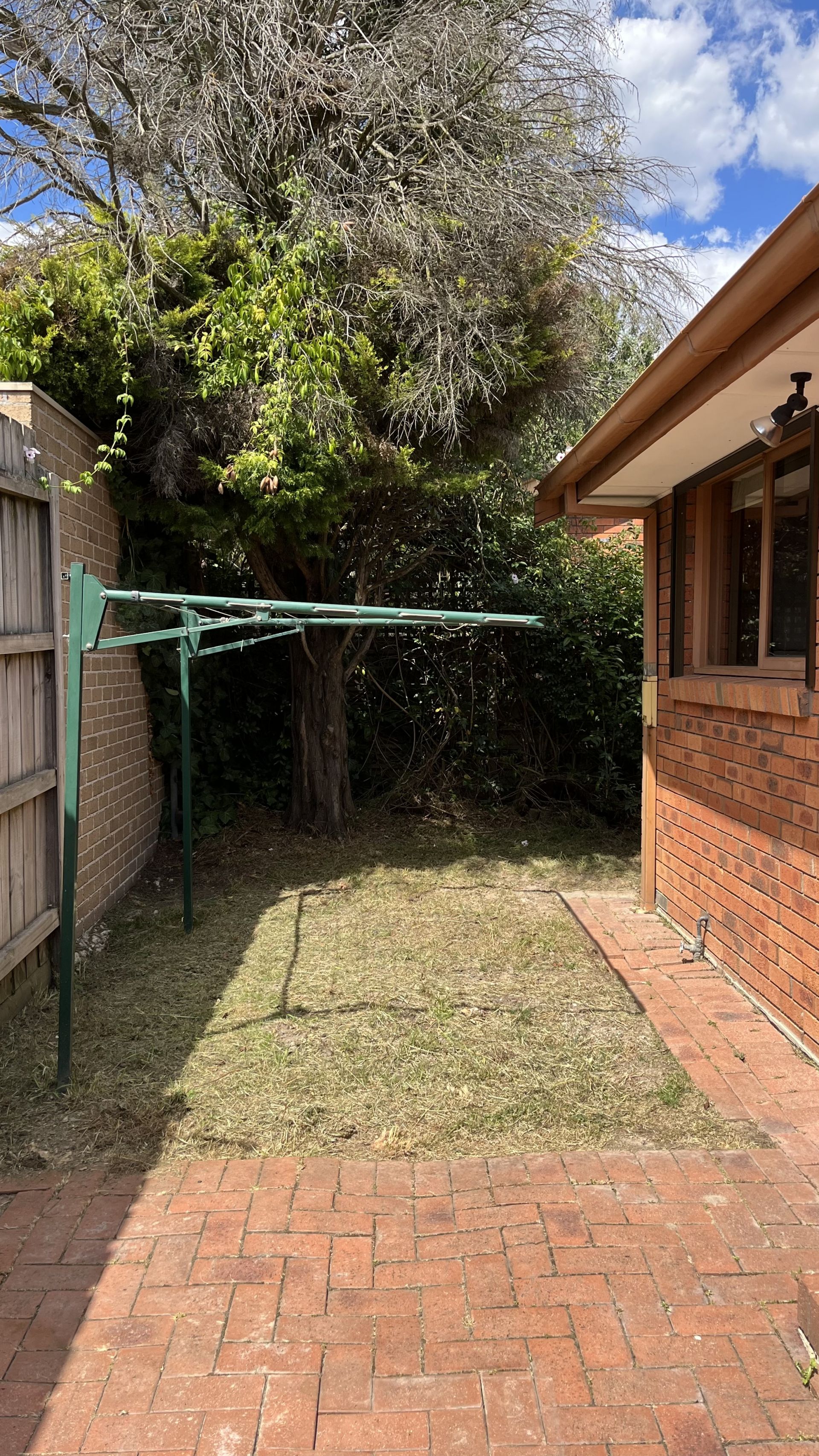 2/433 Middleborough Road, Box Hill Mandy Lee Real Estate