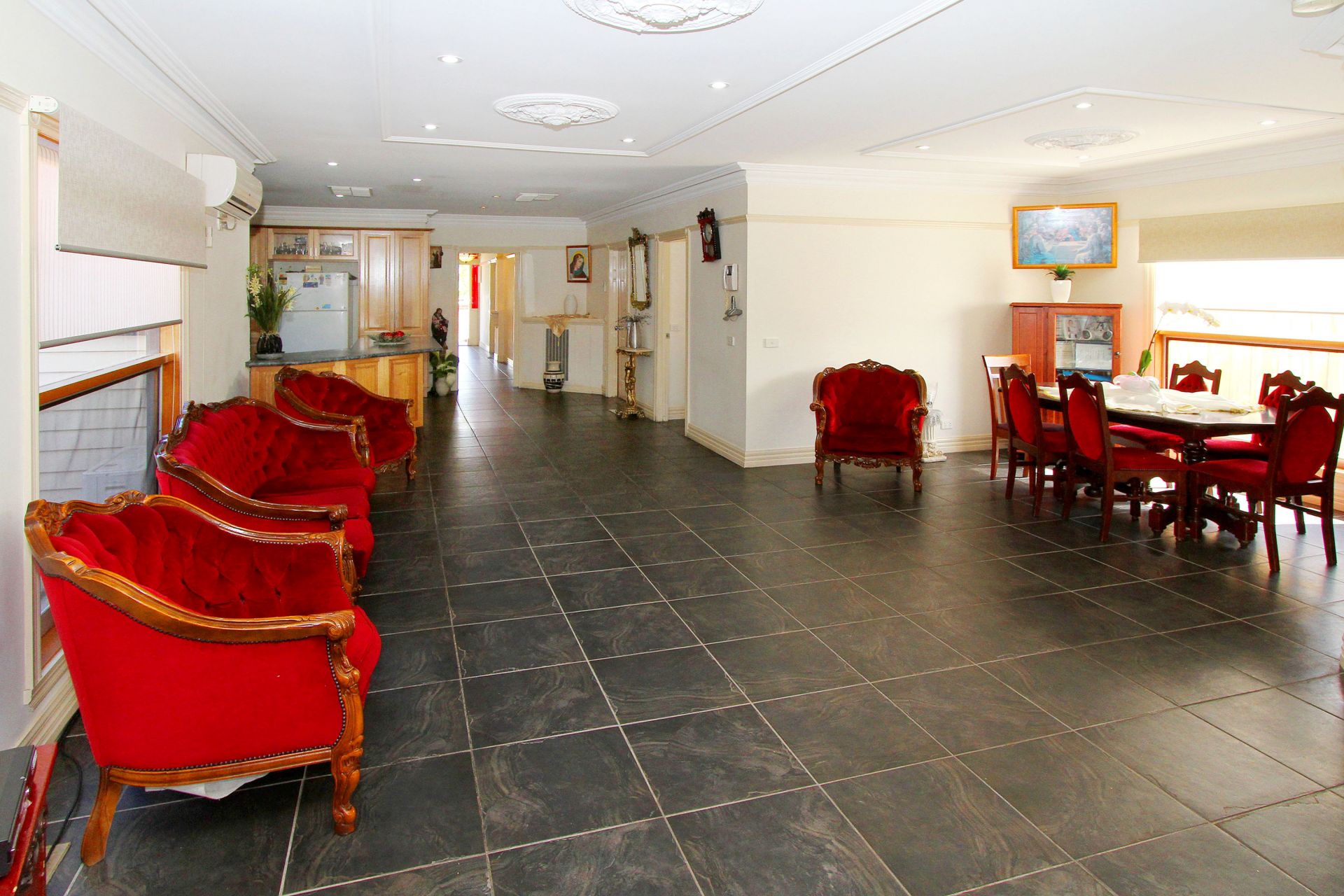 Perfect Blend Of Classic And Contemporary Style