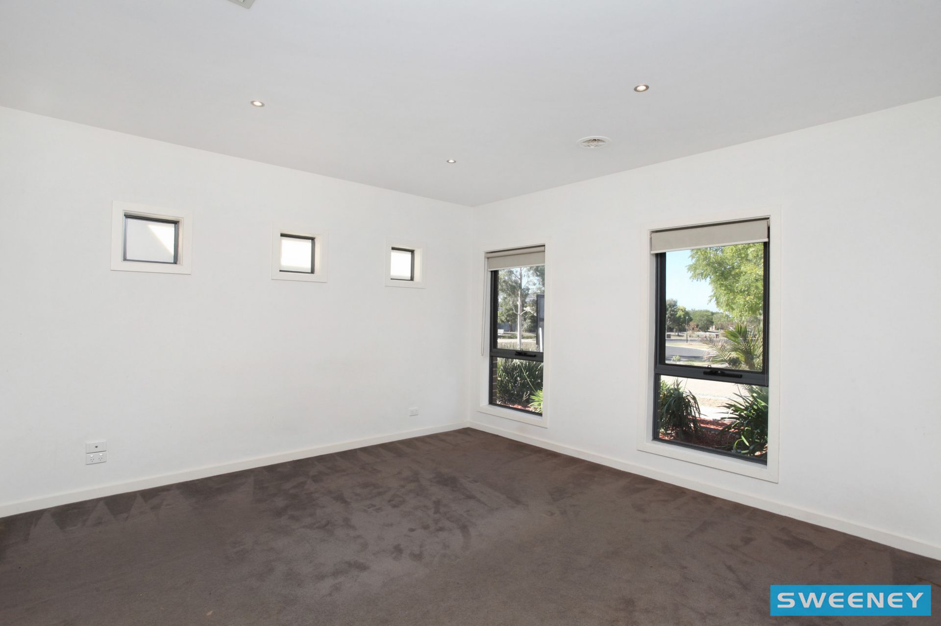 23 Wattlepark Street, Caroline Springs - Thumbnail 8