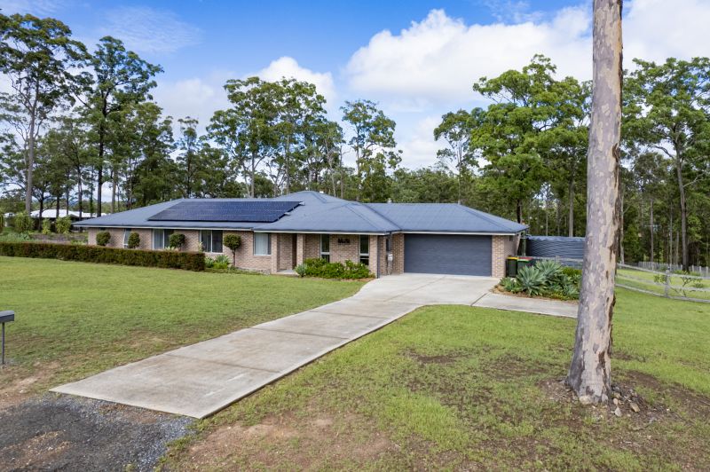 Real Estate For Sale 61 Waratah Drive Yarravel , NSW
