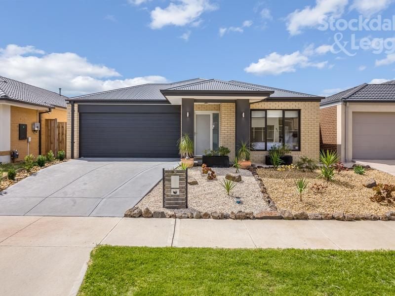 12 Eugenia Street MERNDA, Mernda - Thumbnail 2