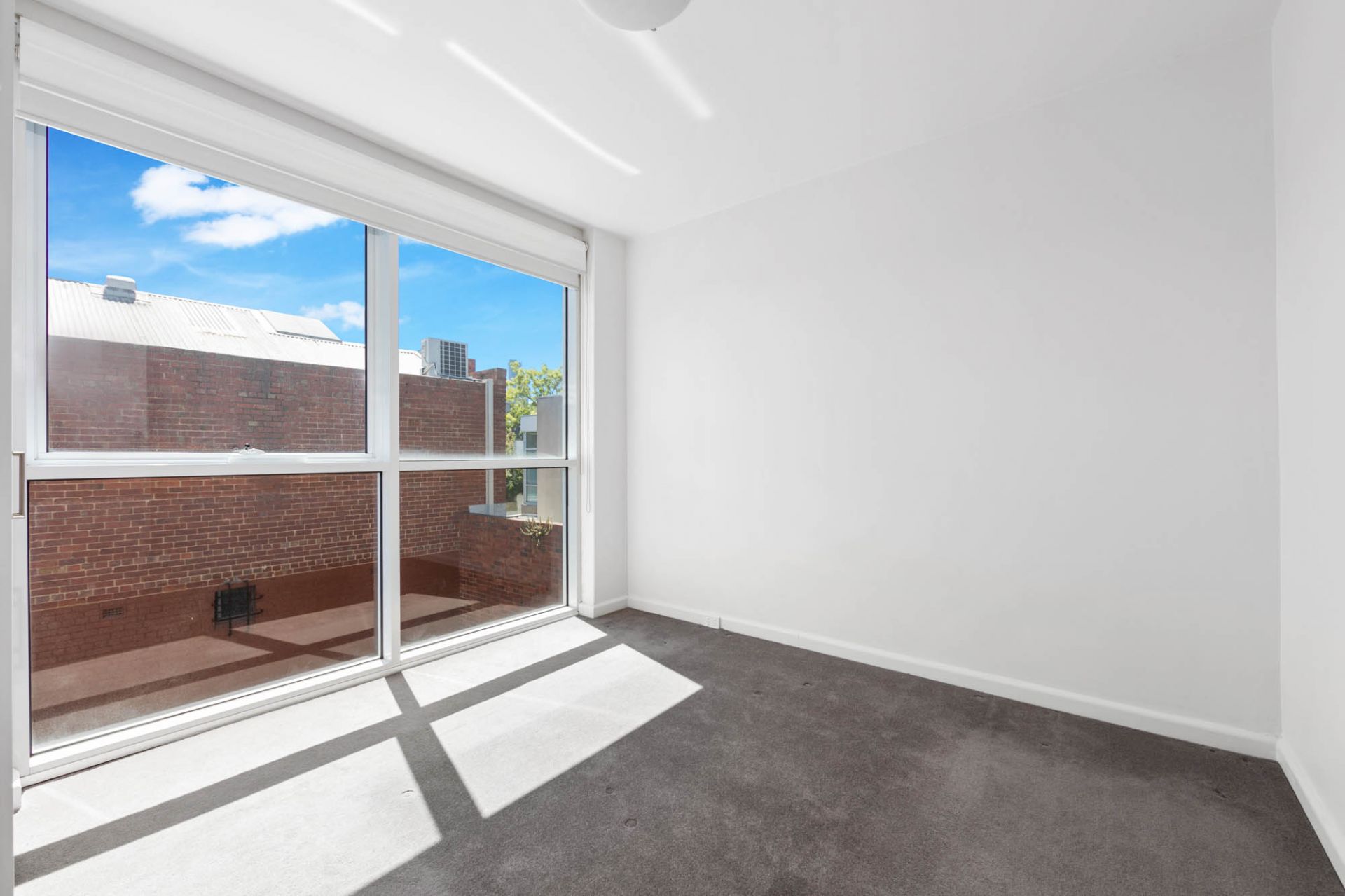 17/213 Williams Road, South Yarra - Thumbnail 4