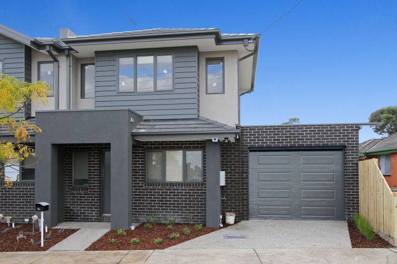 5B Maryborough Avenue, Kingsbury
