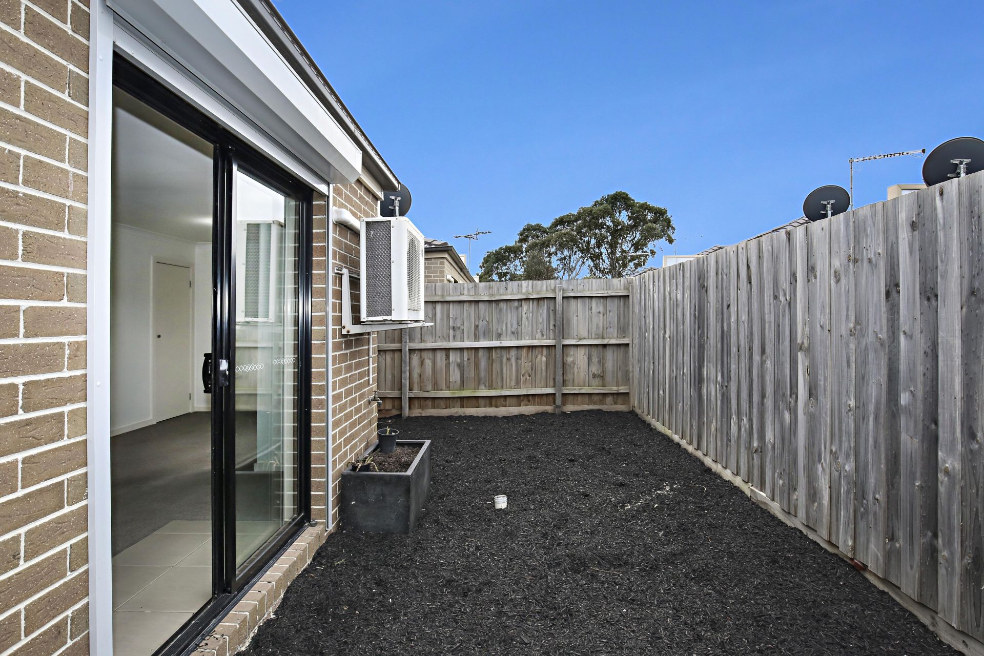 Easy Living, No Maintenance Environment