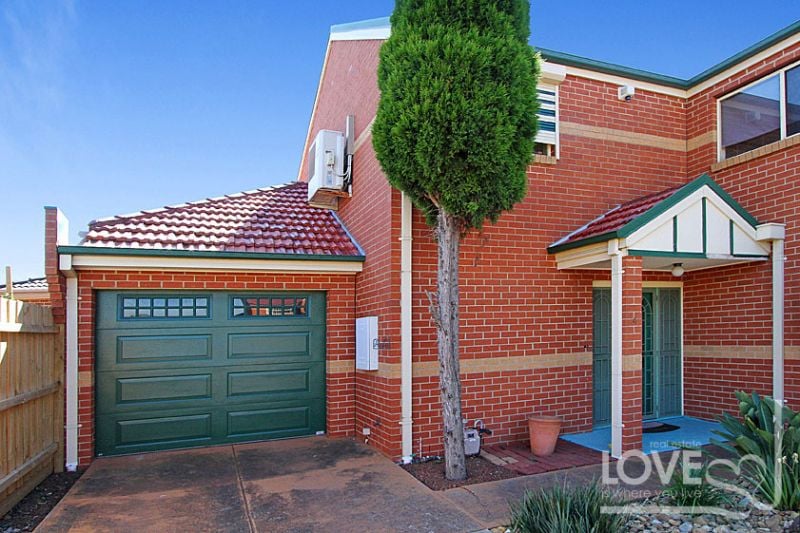 4/44 Pickett Street, Reservoir