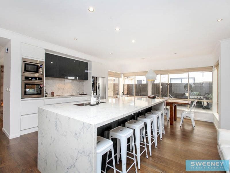 20 Taylors Hill Boulevard, Taylors Hill - Thumbnail 4