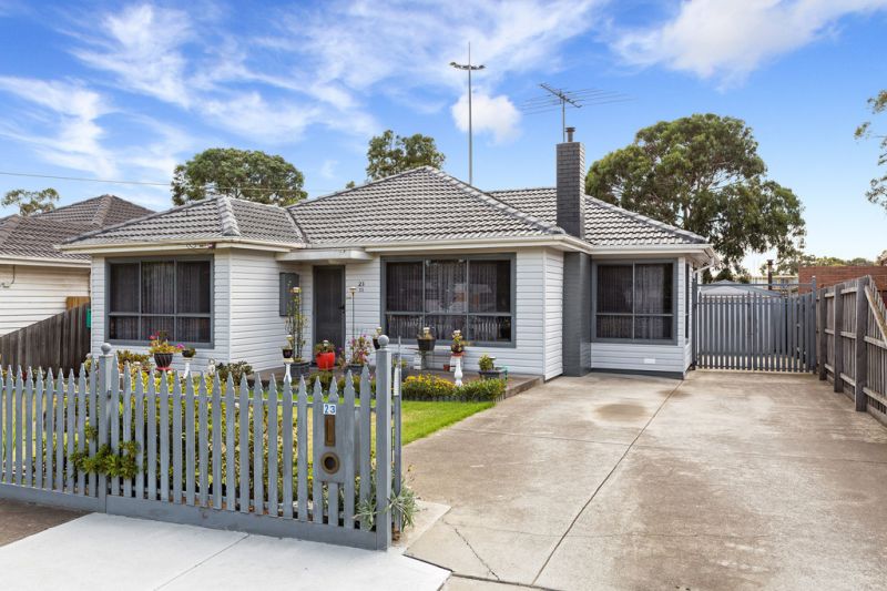 23 Knapp Street, Altona North - Thumbnail 2
