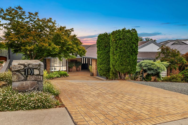 Real Estate For Sale 10 Kleinig Street Nicholls , ACT