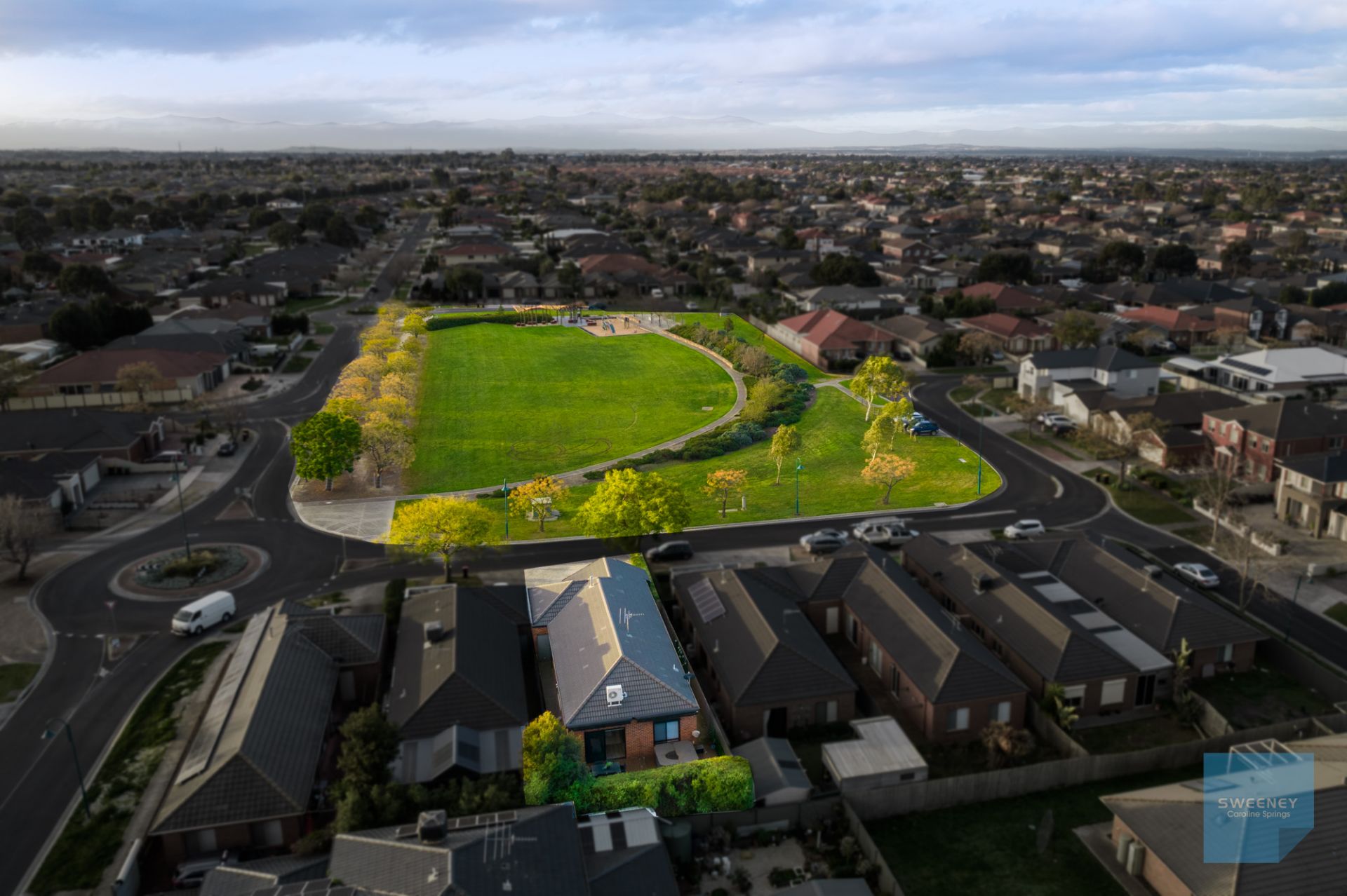49 Barwon Street, Taylors Hill - Thumbnail 3