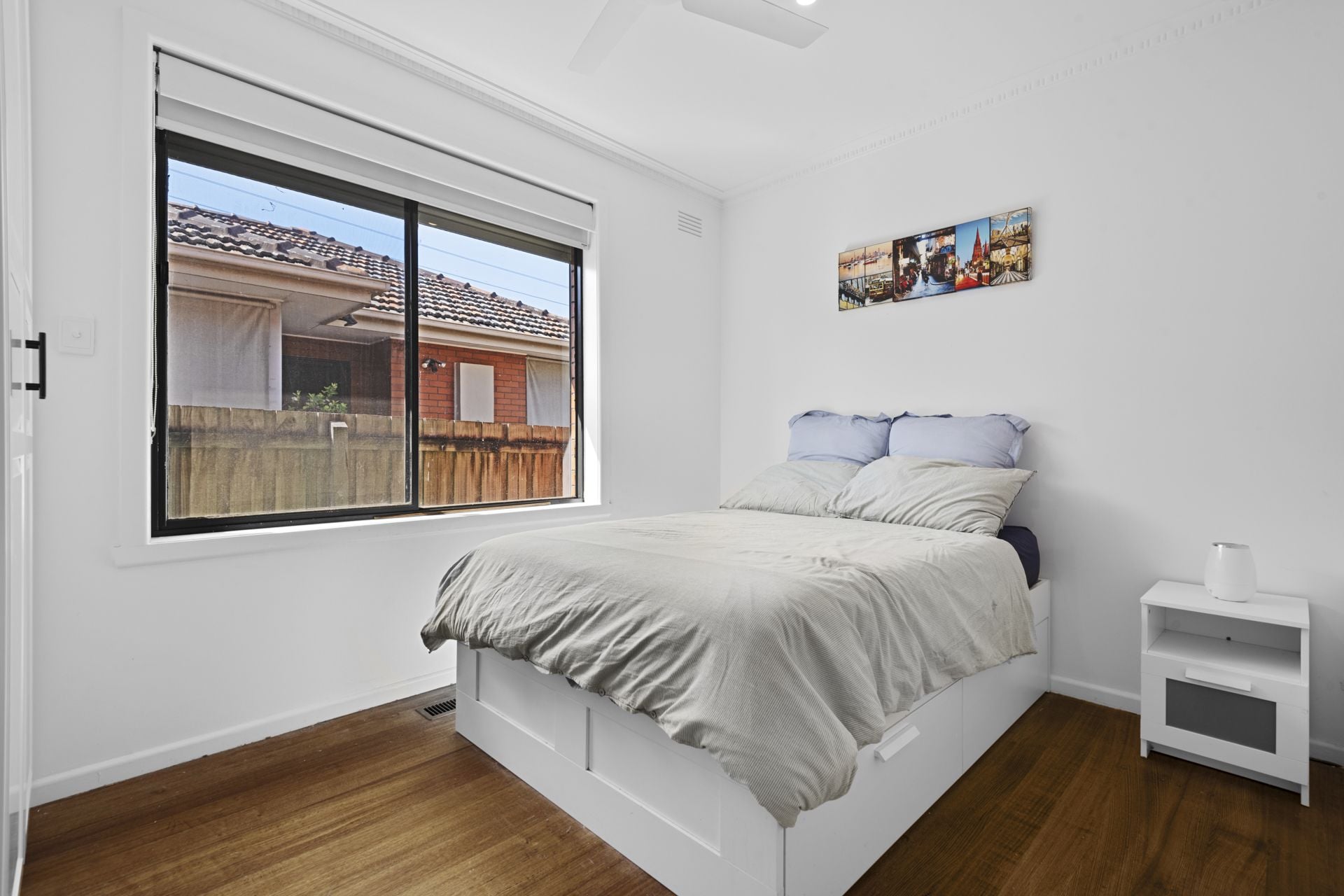 Stunning Home in Ideal Locale