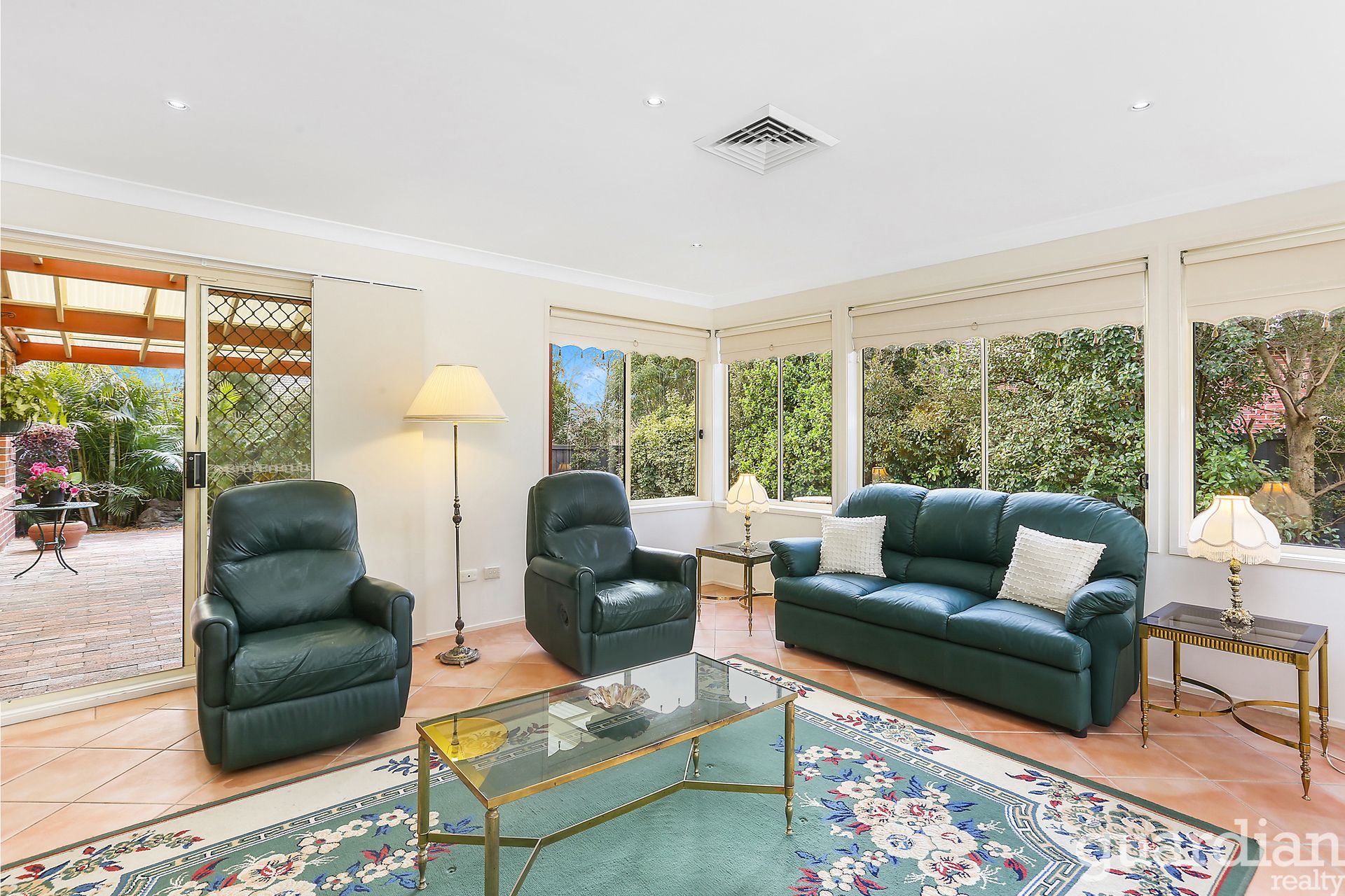2 Erinleigh Court Kellyville NSW, Kellyville - Thumbnail 4