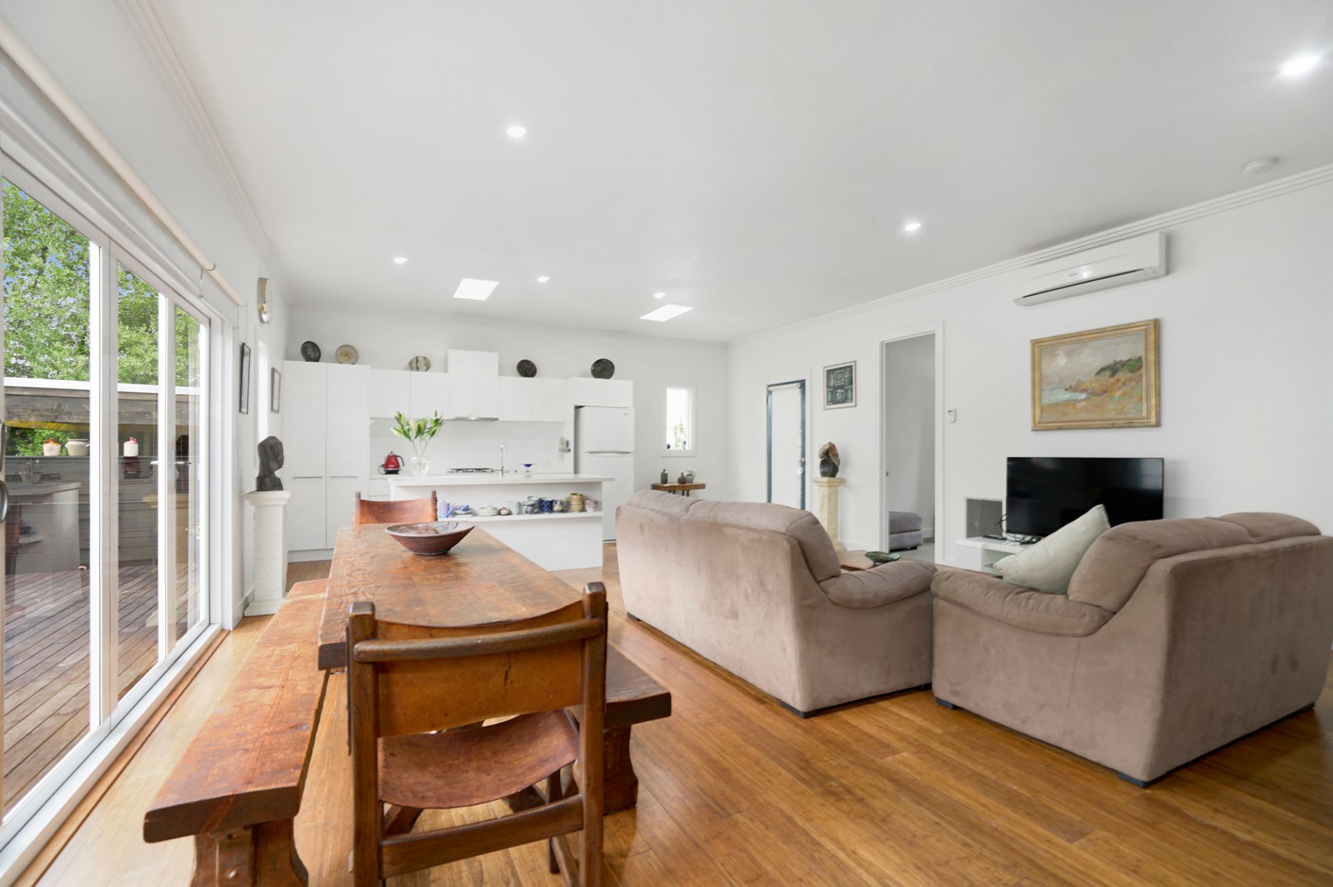 10 Hotham Street, Lake Wendouree Ballarat Real Estate Pty Ltd