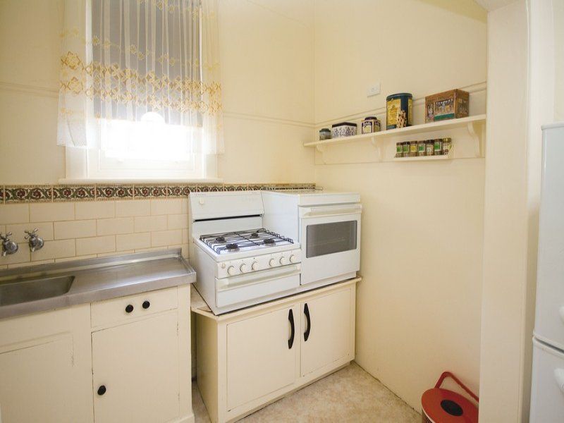 10 Hill St Kingswood 5062