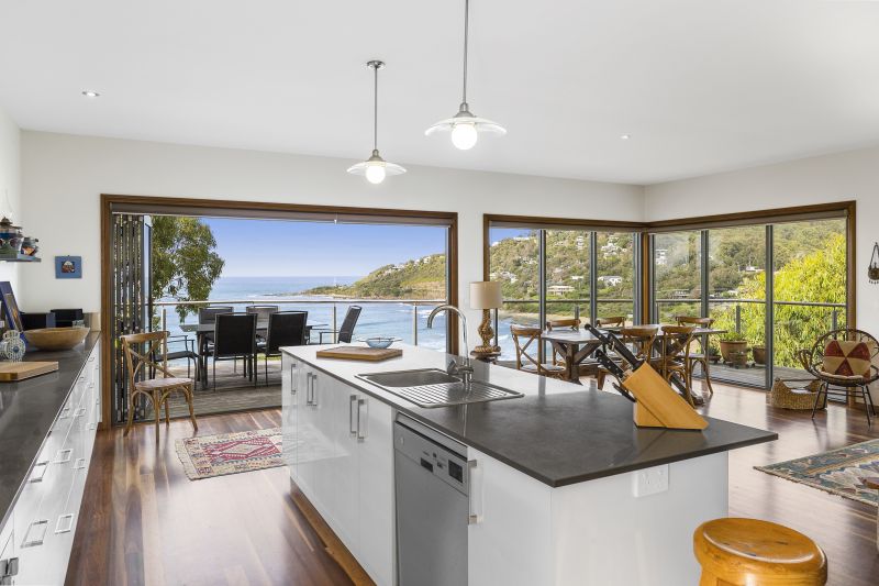 33 Wallace Street, Wye River, VIC, Wye River - Thumbnail 3