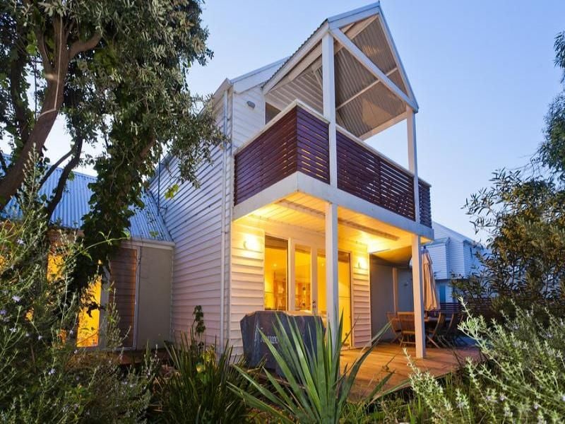 2/11 Bridge Road BARWON HEADS VIC, Barwon Heads - Thumbnail 2