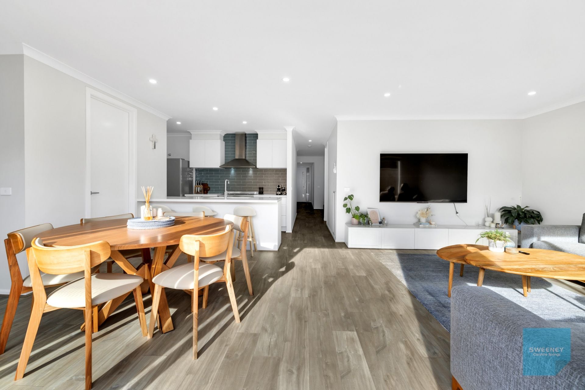 13 Treviso Street, Fraser Rise - Thumbnail 4