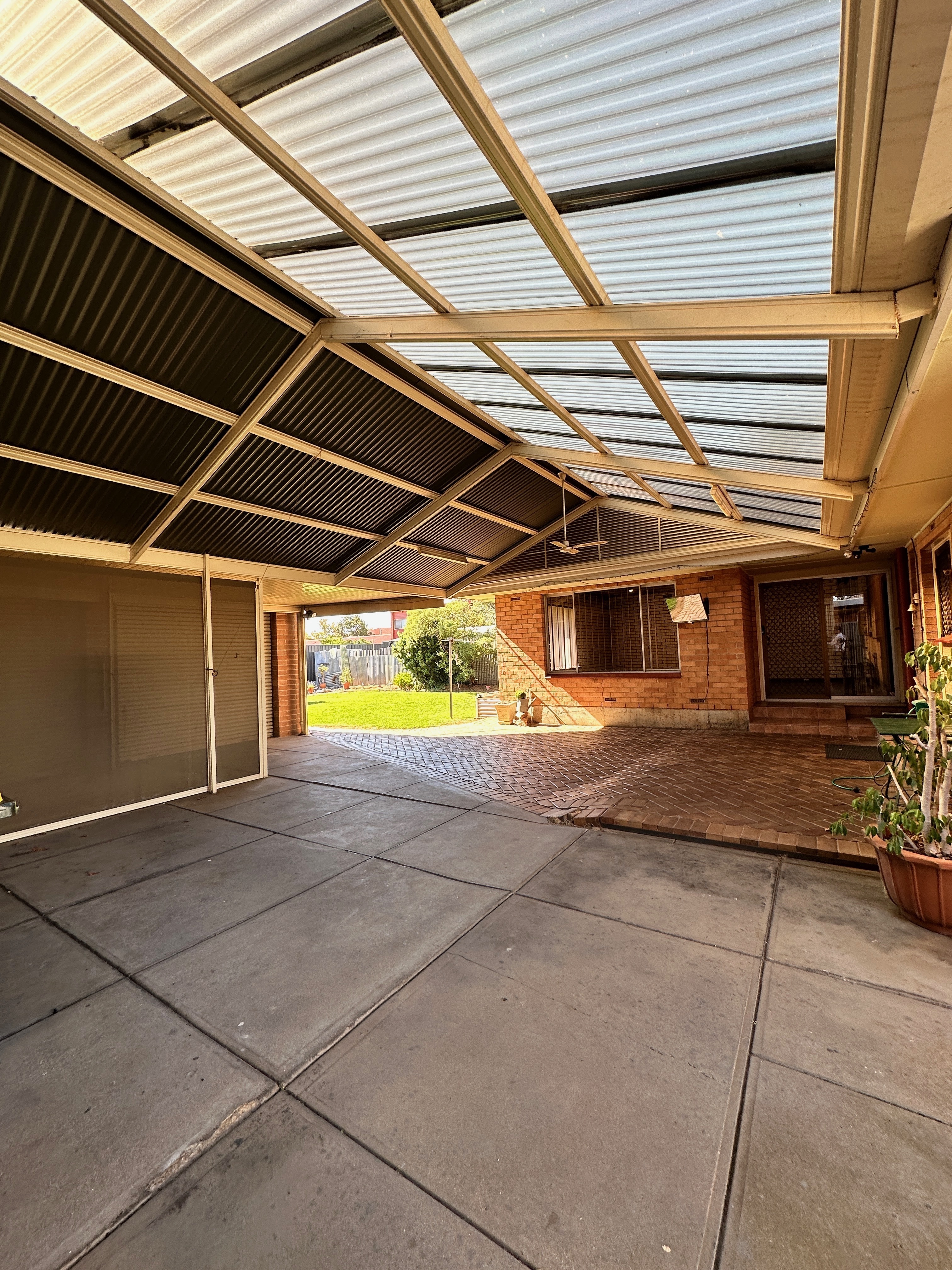 69 Western Parade Brooklyn Park 5032