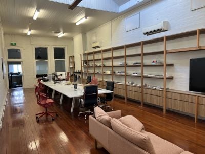 OUTSTANDING CHARACTER OFFICE - PRICED TO LEASE