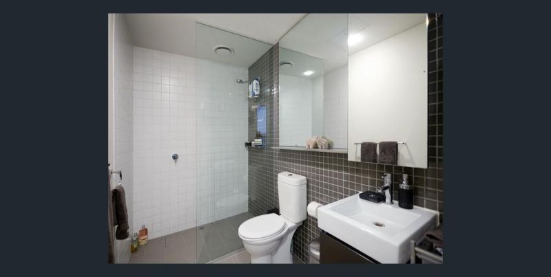 606/9 Eades Street, East Melbourne - Thumbnail 7