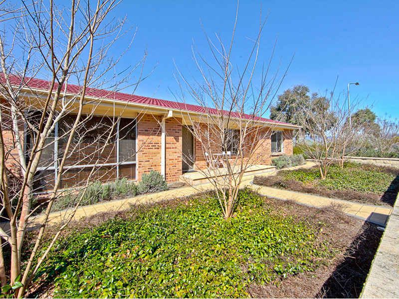 52 Barraclough Crescent, Monash - Thumbnail 4
