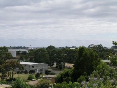 3
 
 
 
  
 
 
 1
 
 
 
  
 
 
 2
 
 
 
 
 
 
 
 67 River Road, AMBLESIDE TAS 7310, Ambleside - Thumbnail 5