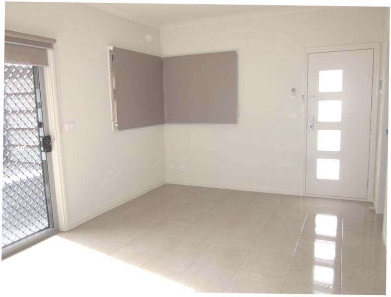 MODERN UNIT IN PRIME LOCATION