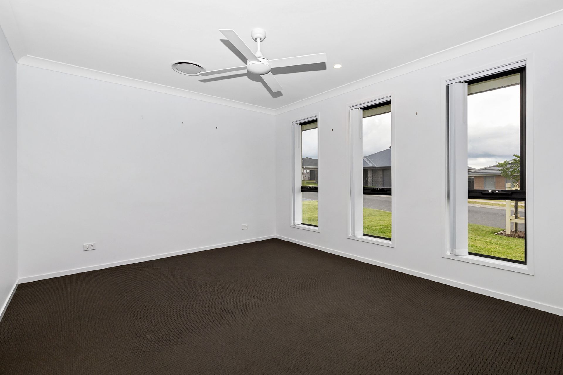 Real Estate For Lease 12 Troon Avenue Heddon Greta , NSW