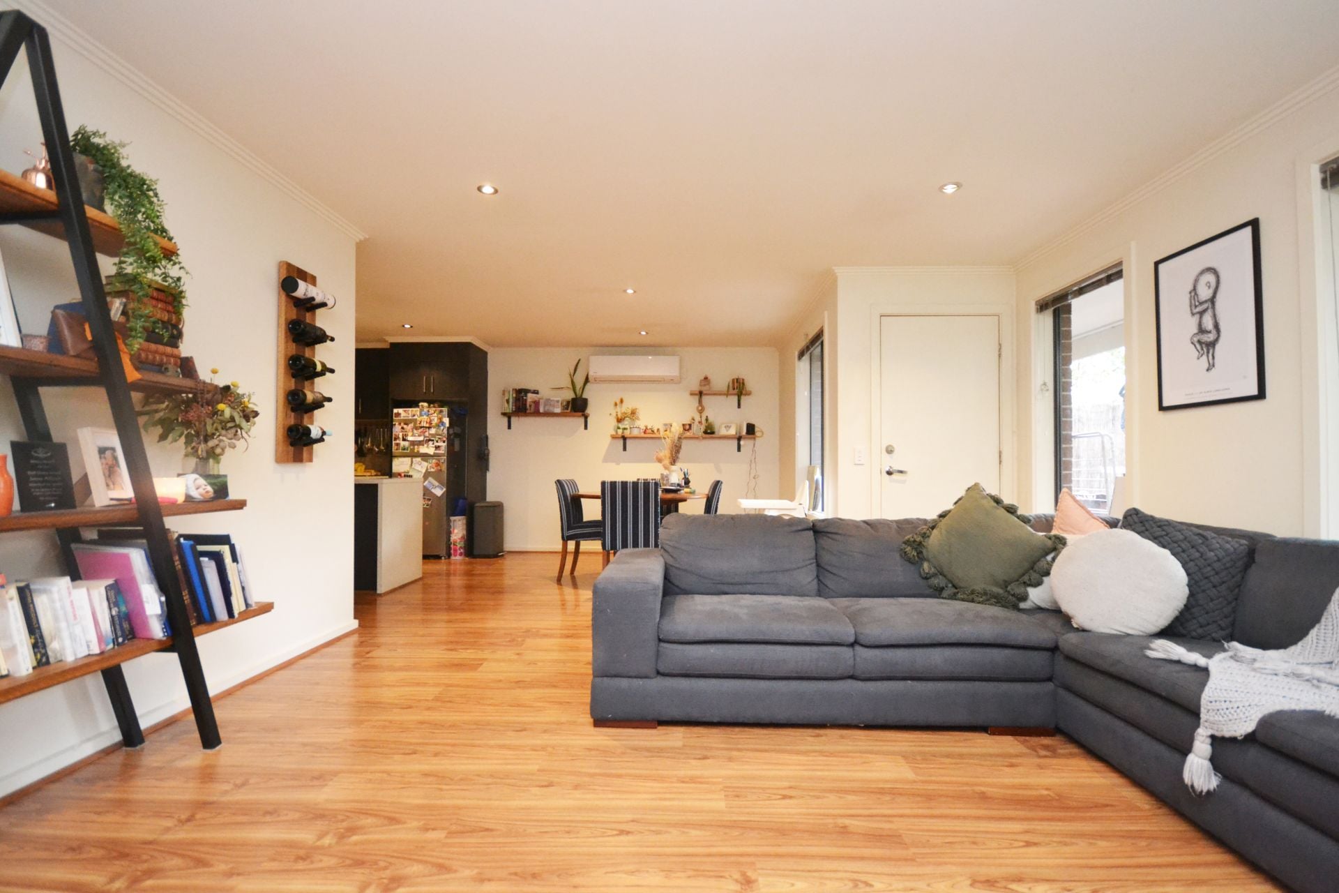CONTEMPORARY DELIGHT