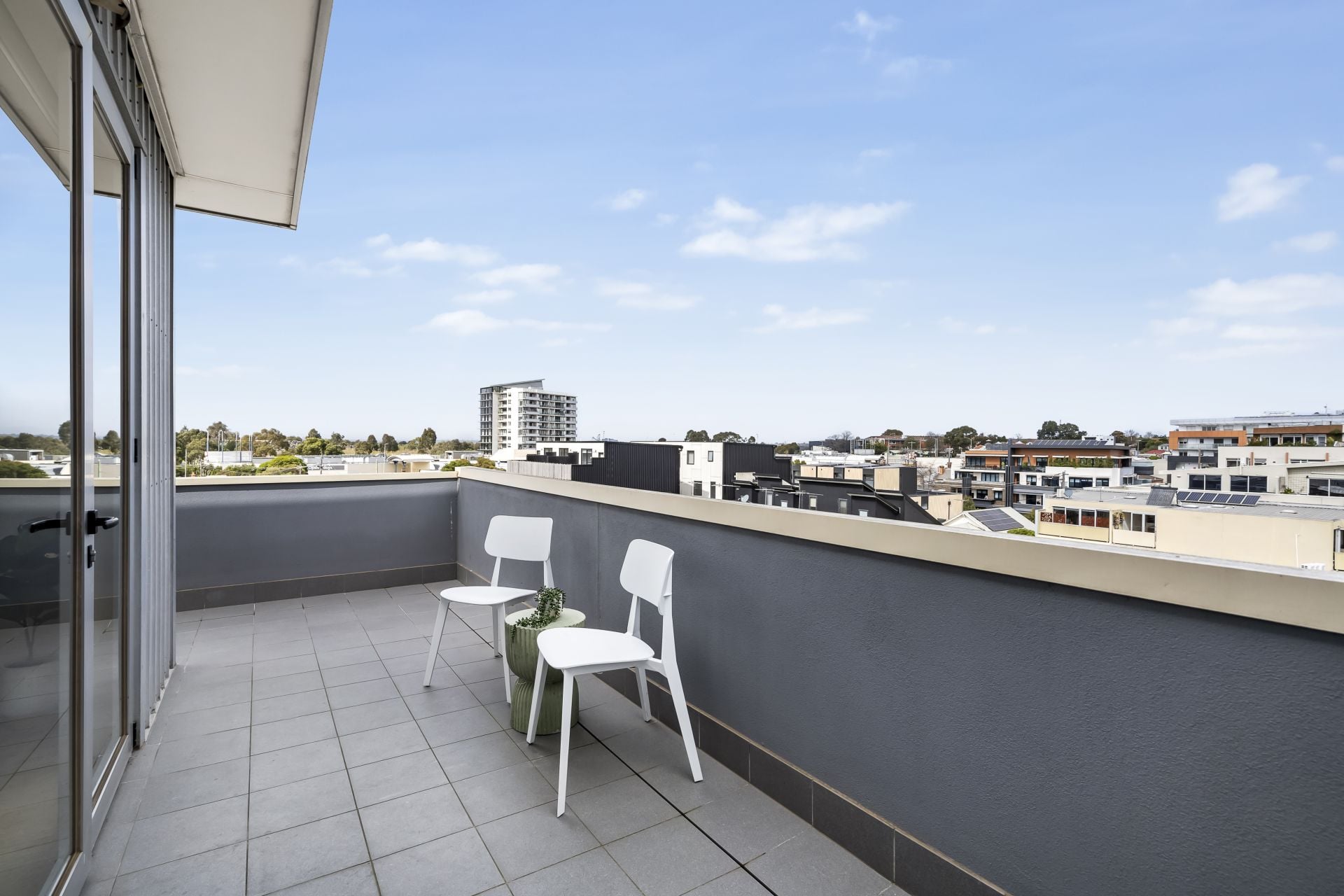 Enhanced Apartment in Prime Northcote