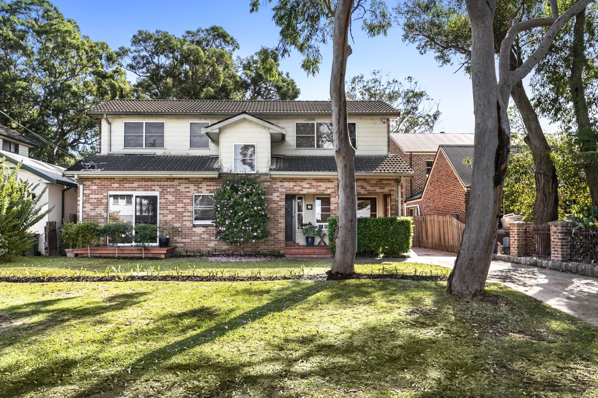 11 Crookwell Avenue, Miranda, Miranda - Thumbnail 2