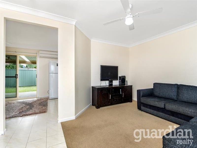 11 Leonie Place HASSALL GROVE NSW, Hassall Grove - Thumbnail 4