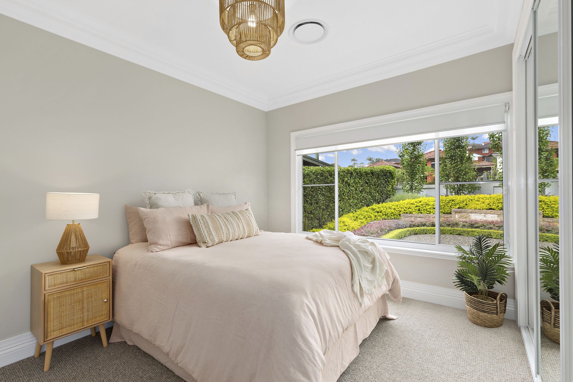 Real Estate For Sale 18 Cummins Street Unanderra , NSW