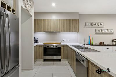 4 Coberley Way Cranbourne North VIC, Cranbourne North - Thumbnail 4