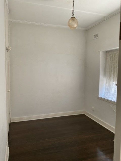 **Lovely home close to Eaglemont village**