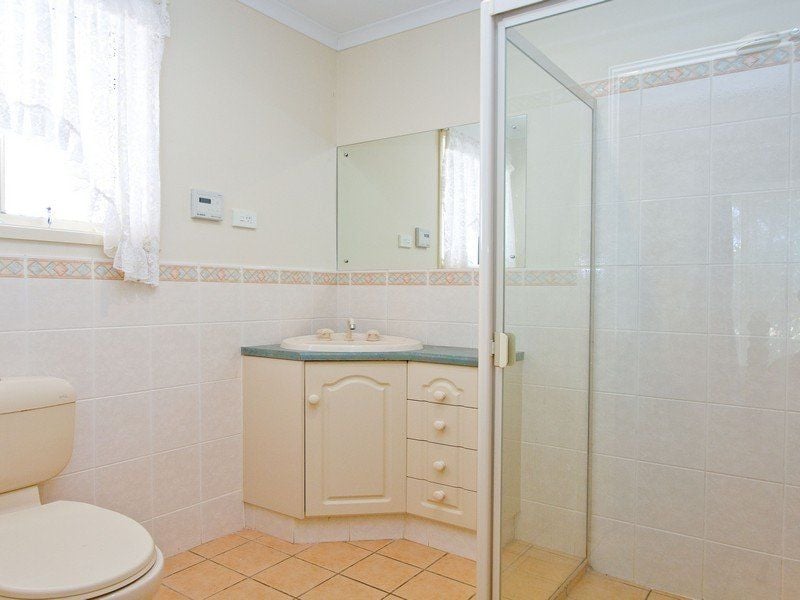 27 Adams Road Craigmore 5114