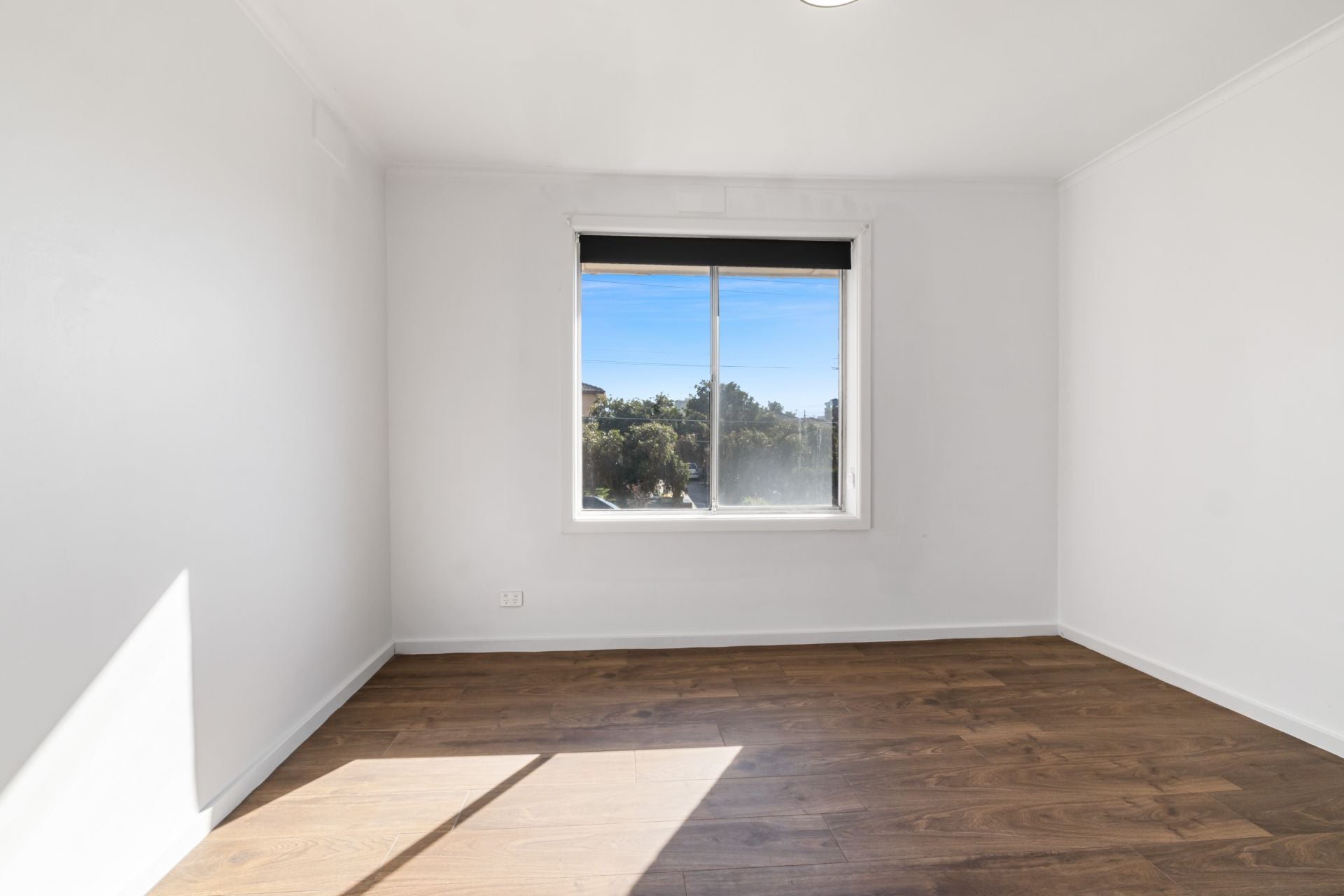 Beautifully Renovated Apartment in the Heart of Thornbury