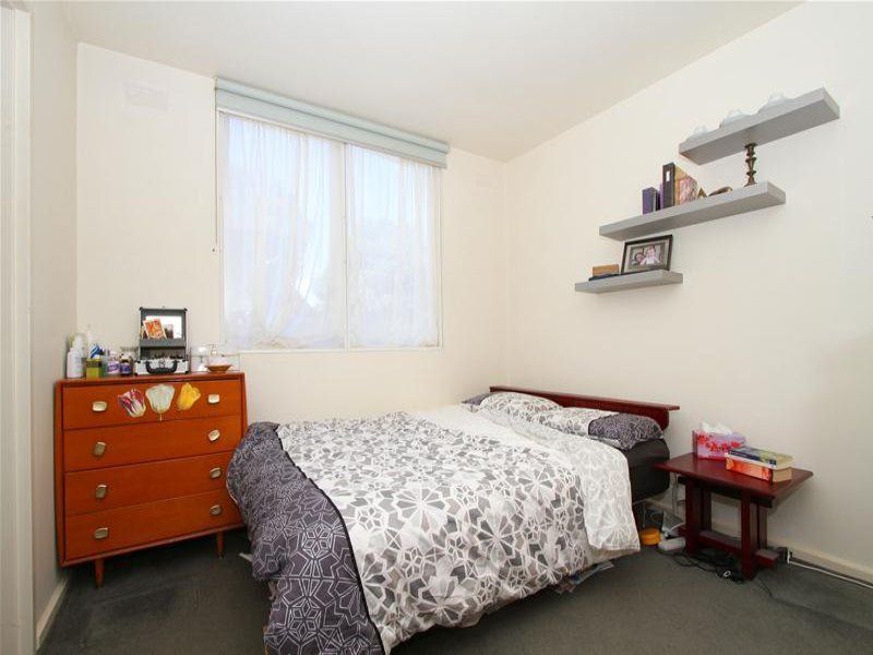 Superbly Located Modern Gem with Private Courtyard
