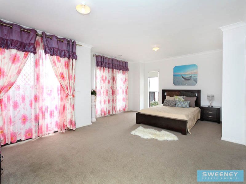 1 Monckton Place, Caroline Springs - Thumbnail 8