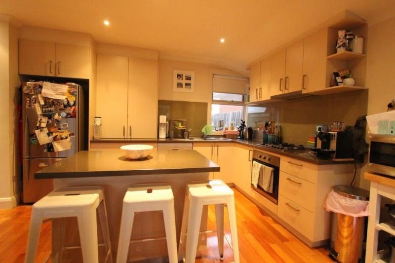 Immaculately Presented Spacious Villa Unit!!!