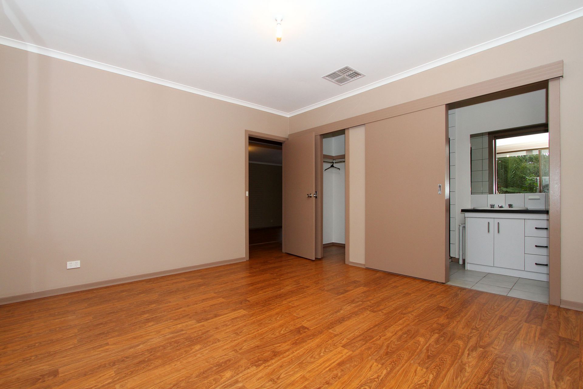 SPACIOUS THREE BEDROOM FAMILY HOME  *Insp Sat 8th Apr @ 11:20am*