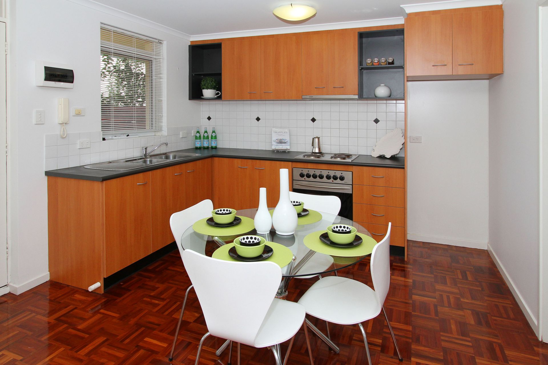 Collins Street Living!