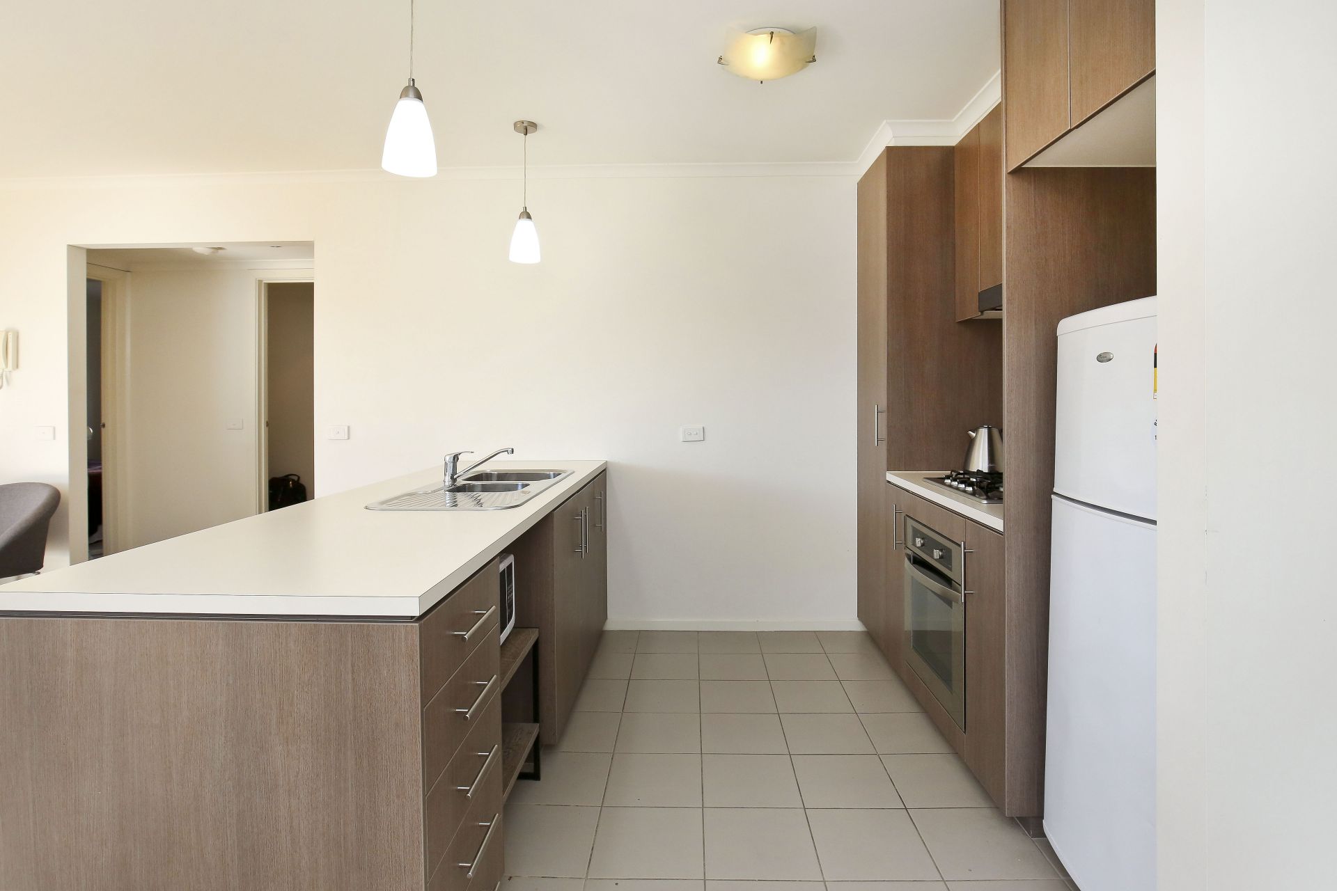 Real Estate For Sale 10/6365 Roseberry Avenue Preston , VIC