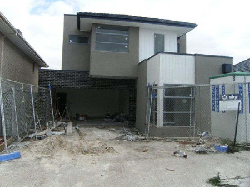 35 Arroyo Place, Caroline Springs - Thumbnail 2