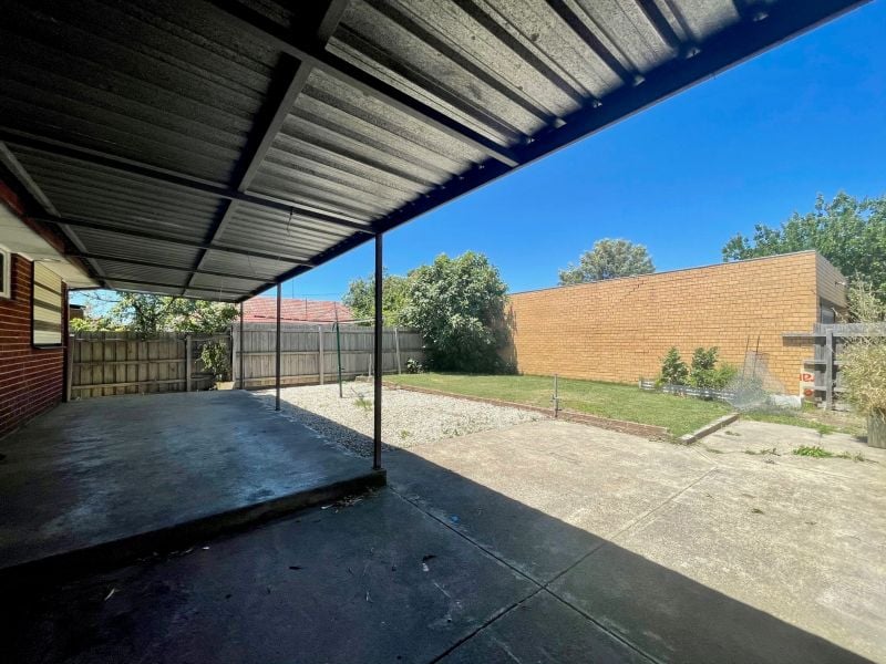 7 Bickley Avenue, Thomastown