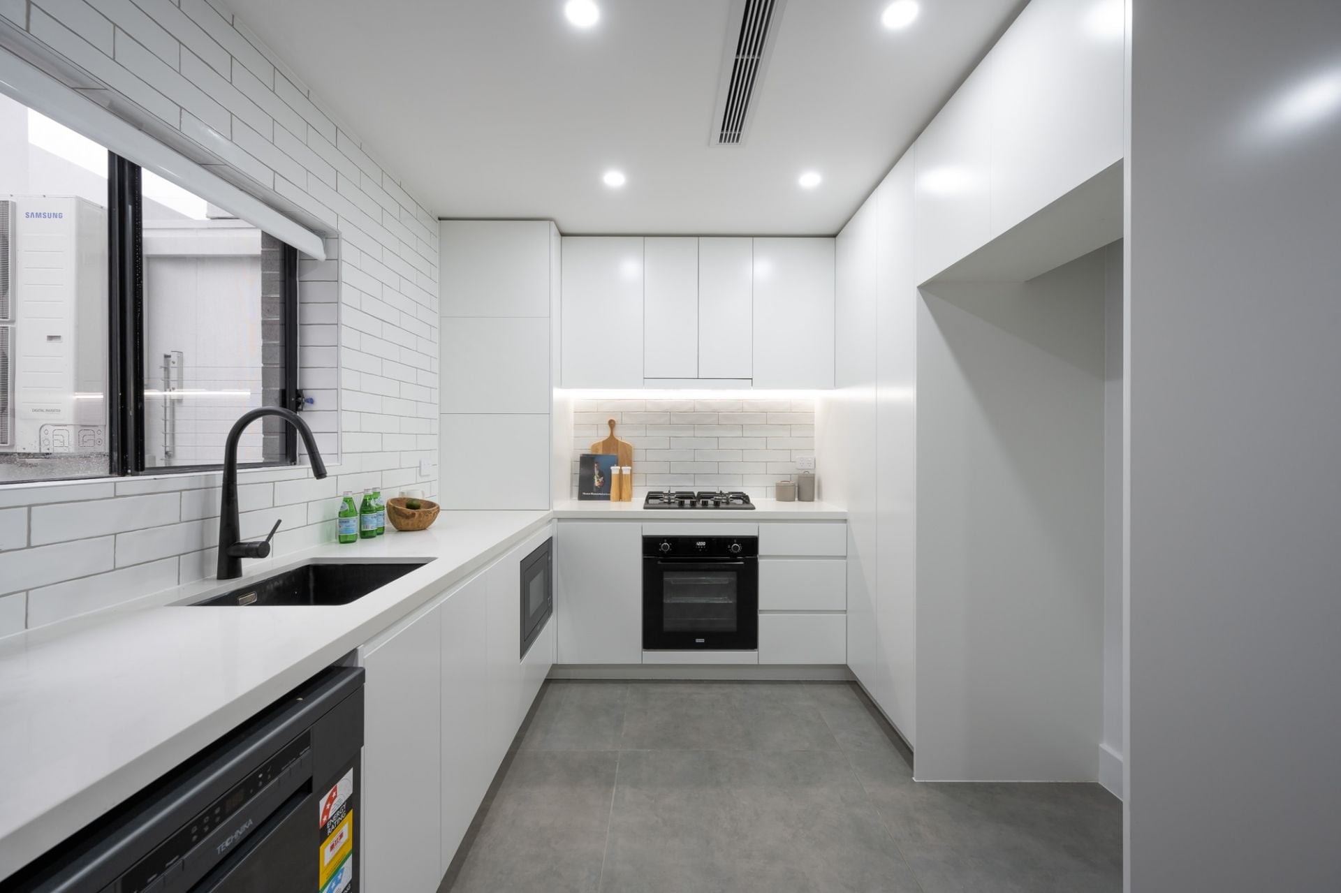 20/2-4 Anzac Avenue Engadine NSW, Engadine - Thumbnail 4