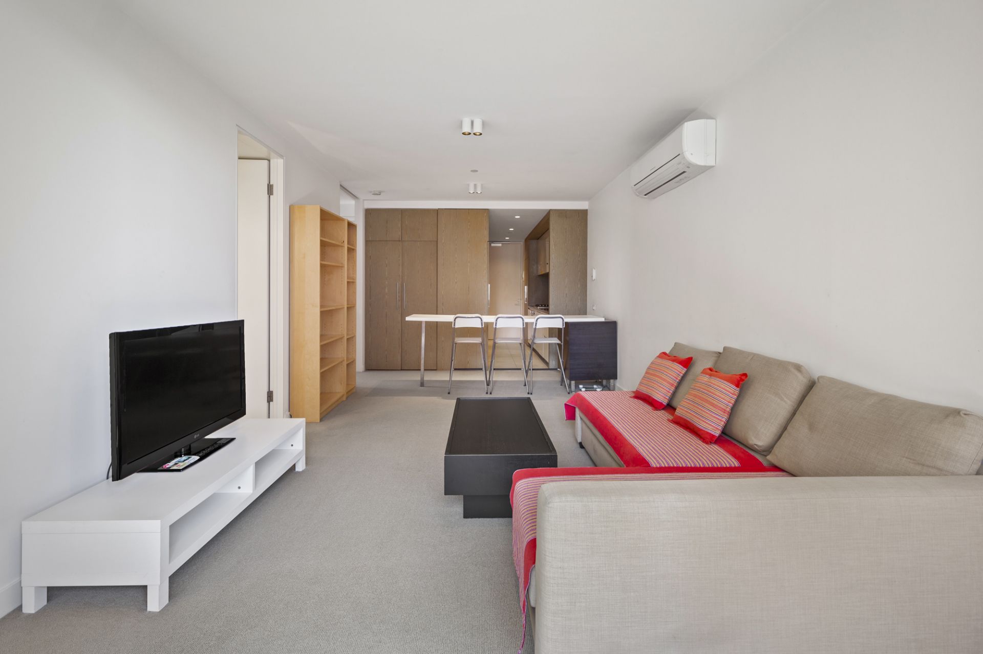 314/74 Queens Road Melbourne VIC, Melbourne - Thumbnail 4