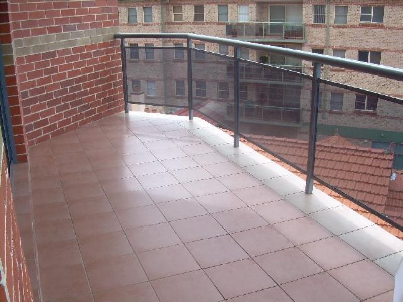 17-19 East Parade, Sutherland - Thumbnail 4