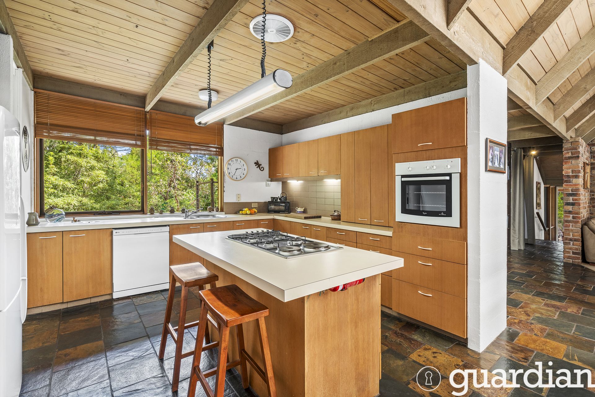 6 Tallawung Place Kenthurst NSW, Kenthurst - Thumbnail 5