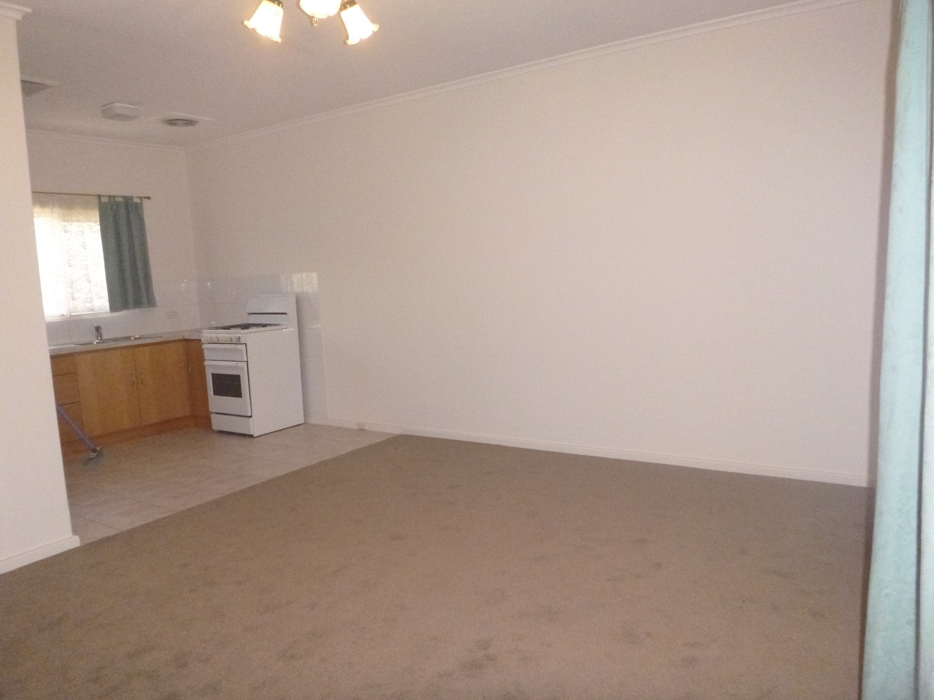 1/21 Knight Street West Richmond 5033